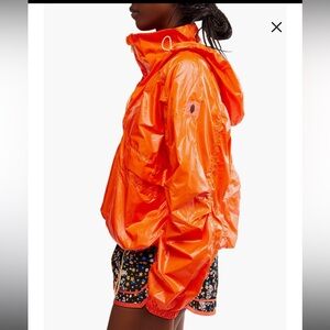 NWOT FP Movement Spring Showers Water Resistant Packable Rain Jacket